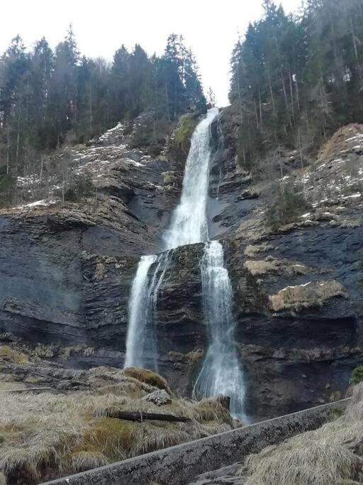 Calme Et Serenite - Etablissement Classe Sixt Buitenkant foto
